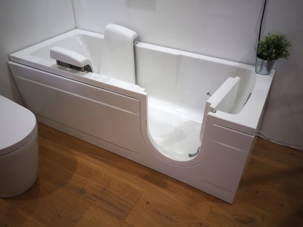 Cost of Walk In Tub Installation in Taylor